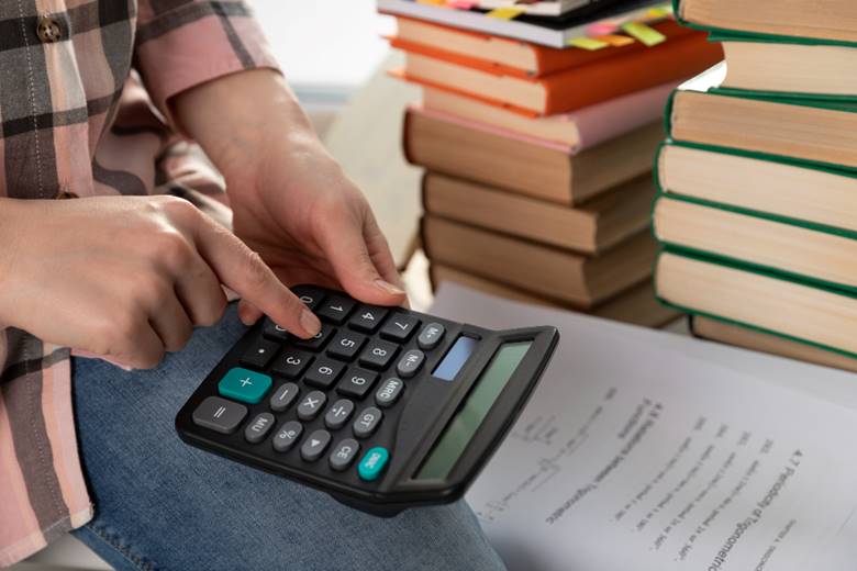 Benefits of Using a Final Grade Calculator for College Students 1 image 45